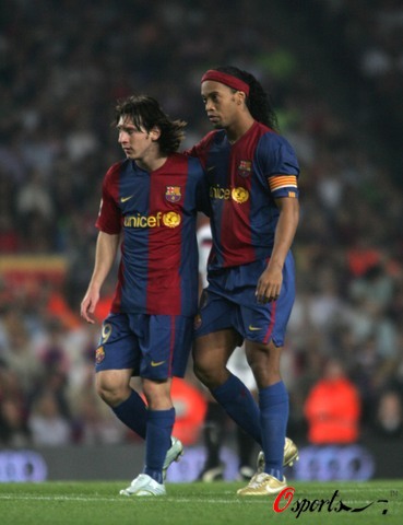 前妻：和布冯离婚后，花了很长时间才接受别人的追求（布冯前妻回忆：离婚后我花了很久才重新接受追求）