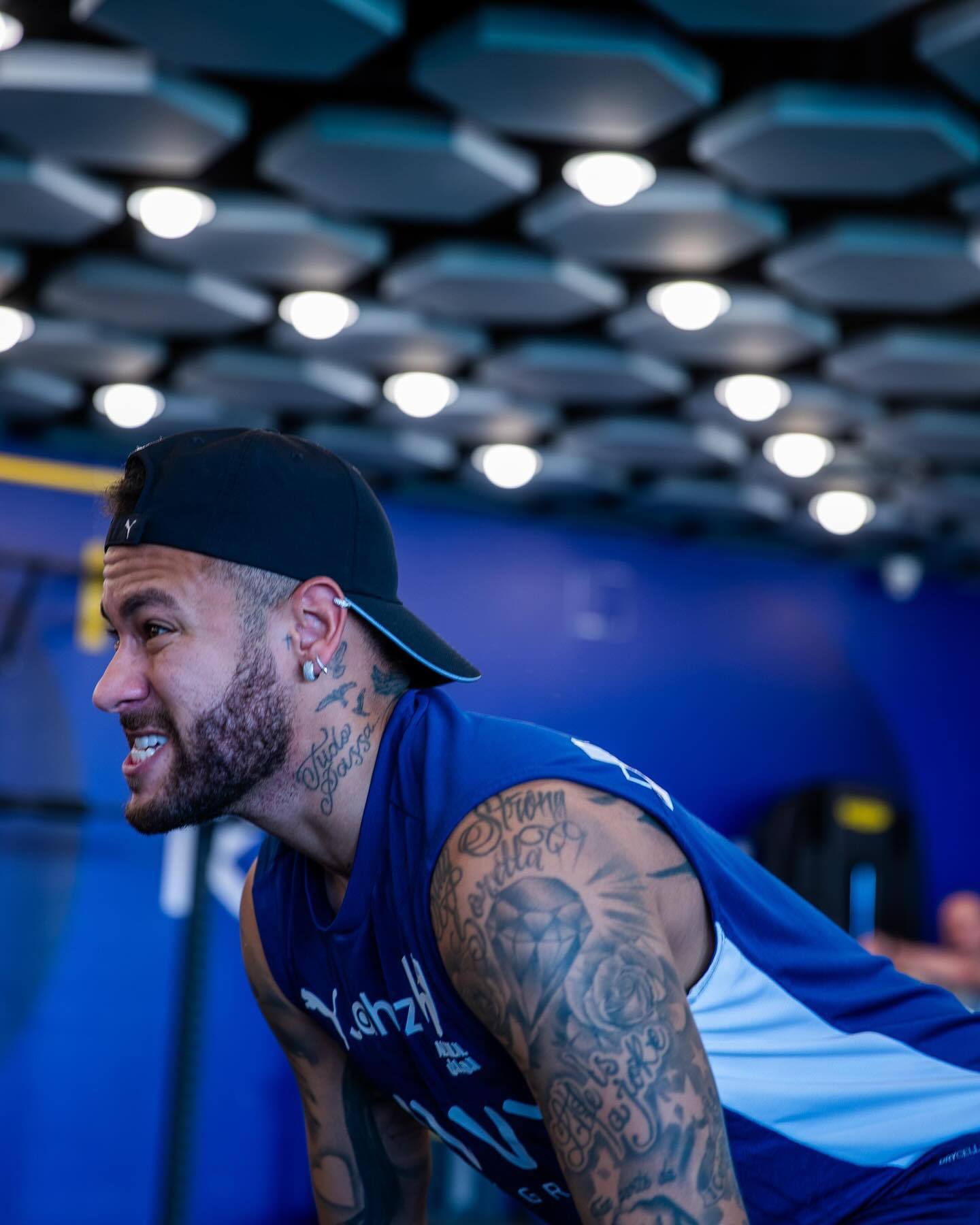 比萨vs拉齐奥 卡利亚里vs萨索洛（比萨对阵拉齐奥，卡利亚里迎战萨索洛）