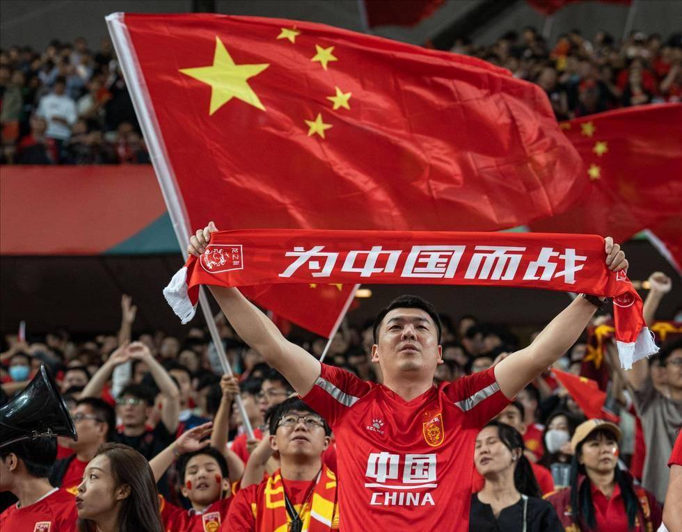 英国教练罗利-霍华德去世，他曾执教海运联33年创吉尼斯纪录（英国名帅罗利·霍华德离世，执掌海运联33年创下吉尼斯纪录）