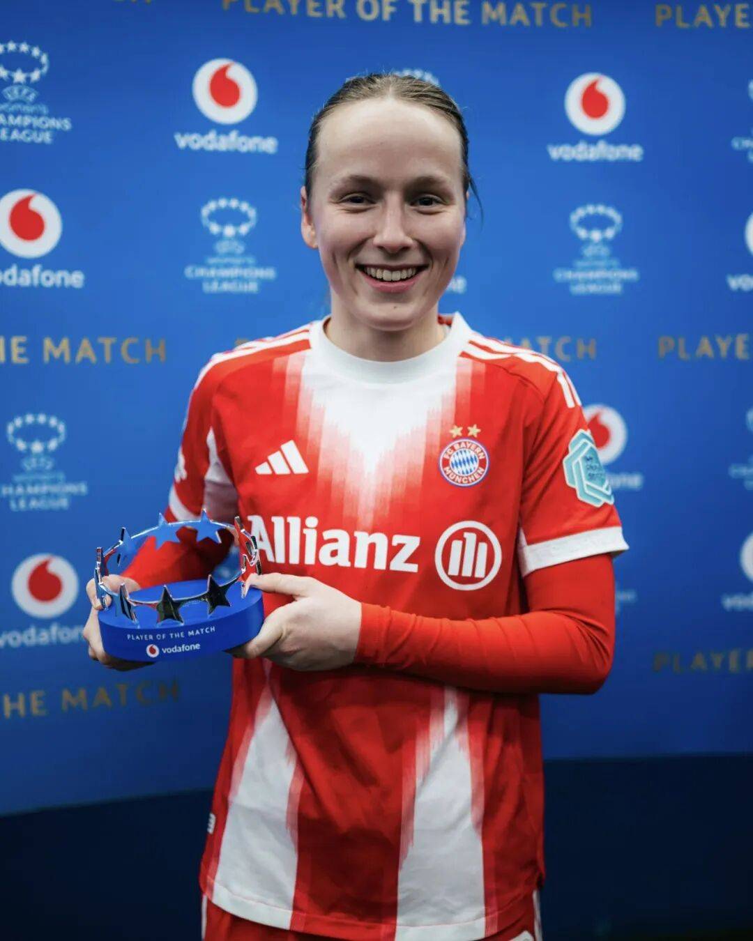 孙兴慜：我不会在冬窗租借回欧洲；作为前锋进球比吃饭还重要（孙兴慜：冬窗不租借回欧洲，作为前锋进球比吃饭更要紧）