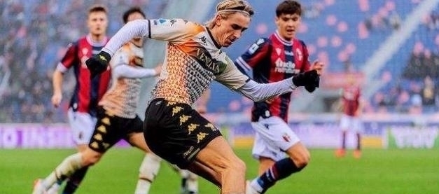 克罗地亚媒体：拜仁球探现场考察哈伊杜克19岁后卫霍达克（克媒称拜仁球探亲赴现场考察哈伊杜克19岁后卫霍达克）