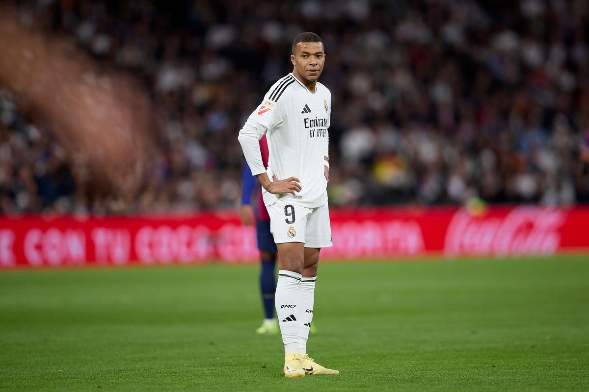 林良铭庆祝足协杯夺冠：冠军终归北京，国安是冠军！