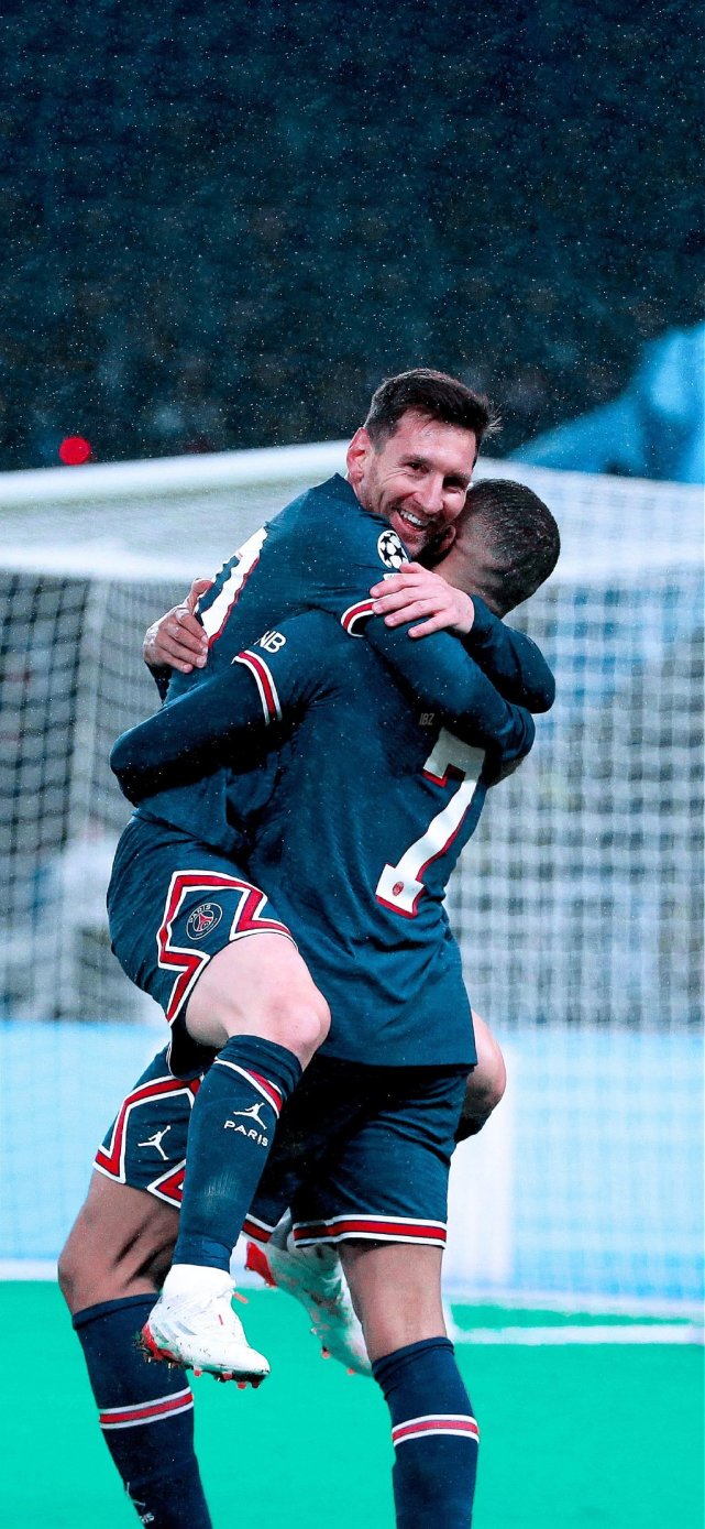 海港今日进行训练，加布里埃尔回归球场