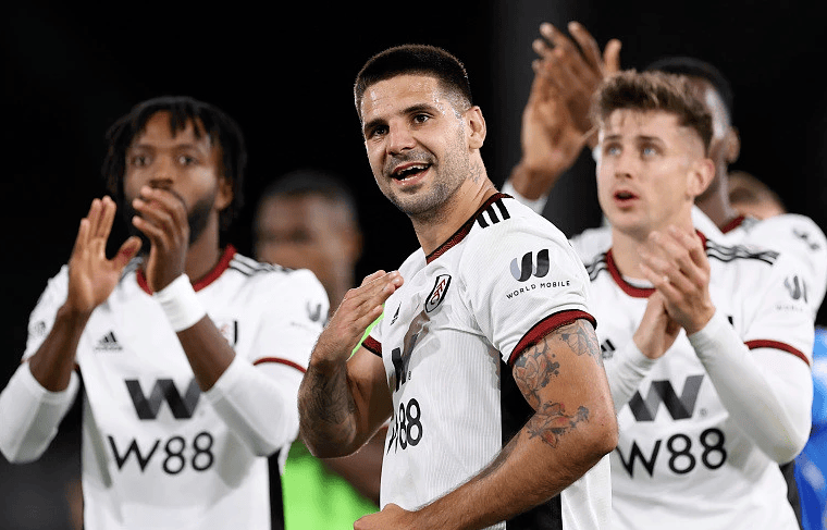 斯基拉：如果比萨买断阿金桑米罗，国米有权700万欧进行回购（斯基拉：比萨若买断阿金桑米罗，国米享有700万欧回购权）