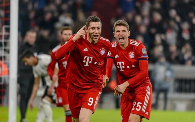 龙塞罗：姆巴佩第一球灵动如大罗，第二球再现C罗暴力美学（龙塞罗：姆巴佩首球灵气似大罗，次球再现C罗式力量美学）