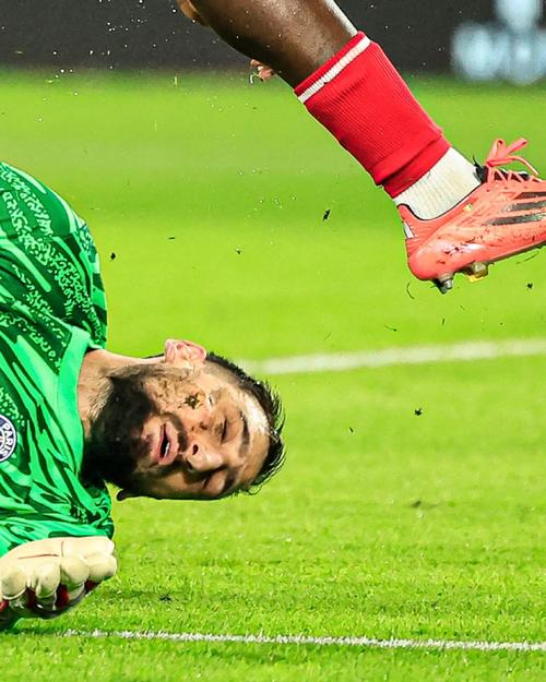 不得不服！加盟半年拿两冠，落叶归根解锁新纪录，若日尼奥真赢家