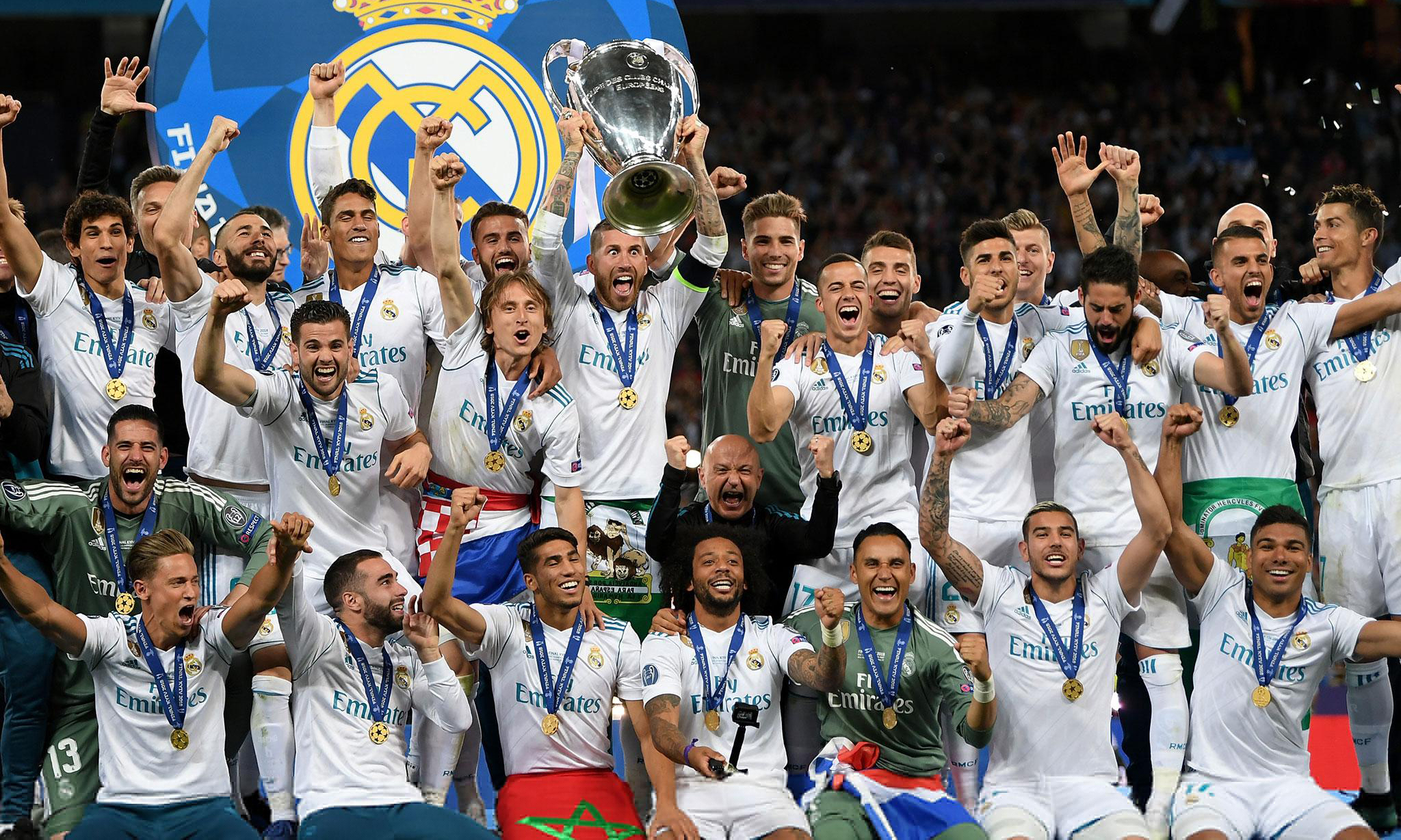 穆帅：我曾为麦克托米奈让博格巴坐板凳，曼联放走他是个大错（穆里尼奥：曾为麦克托米奈让博格巴打替补，直言曼联放走他犯了大错）