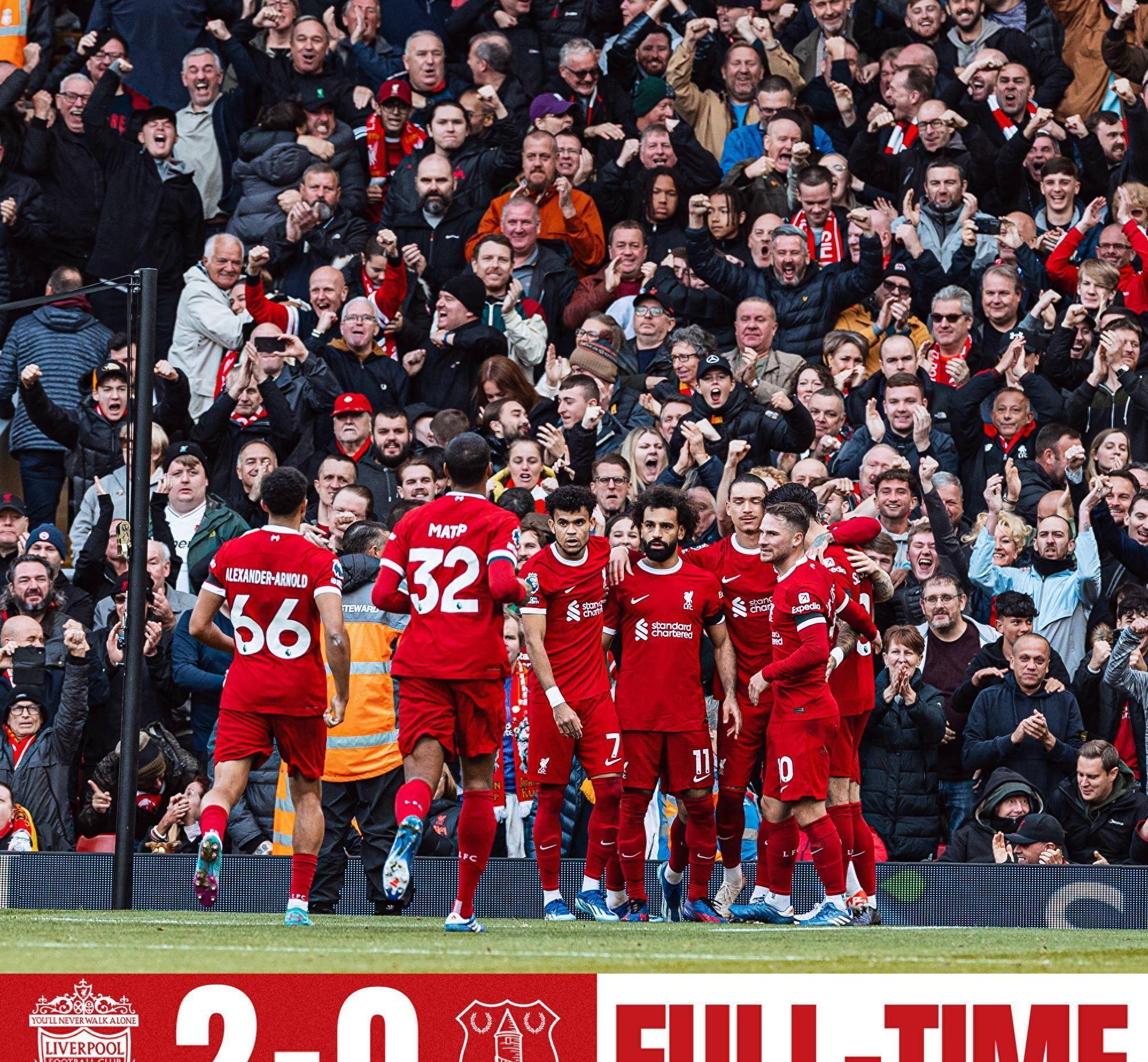 快问快答：C罗倒钩进球。（极速问答：C罗上演倒钩破门）