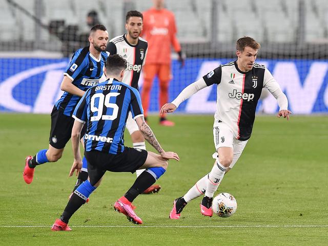 曼联非洲杯三国脚下轮恐缺阵，仍在谈判！阿莫林披露德里赫特伤情