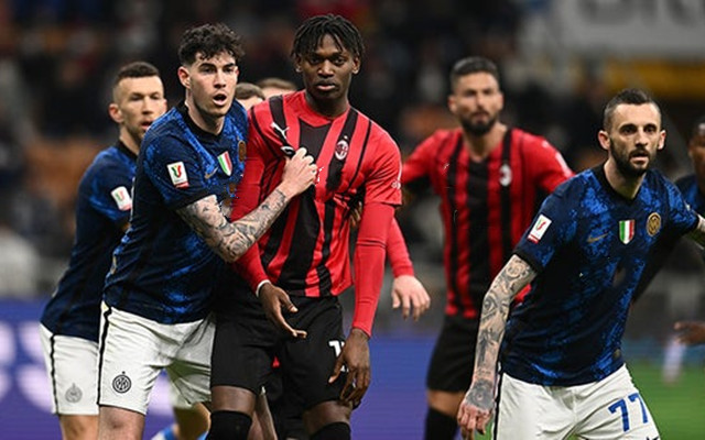 拜仁莱万多夫斯基连续两场梅开二度