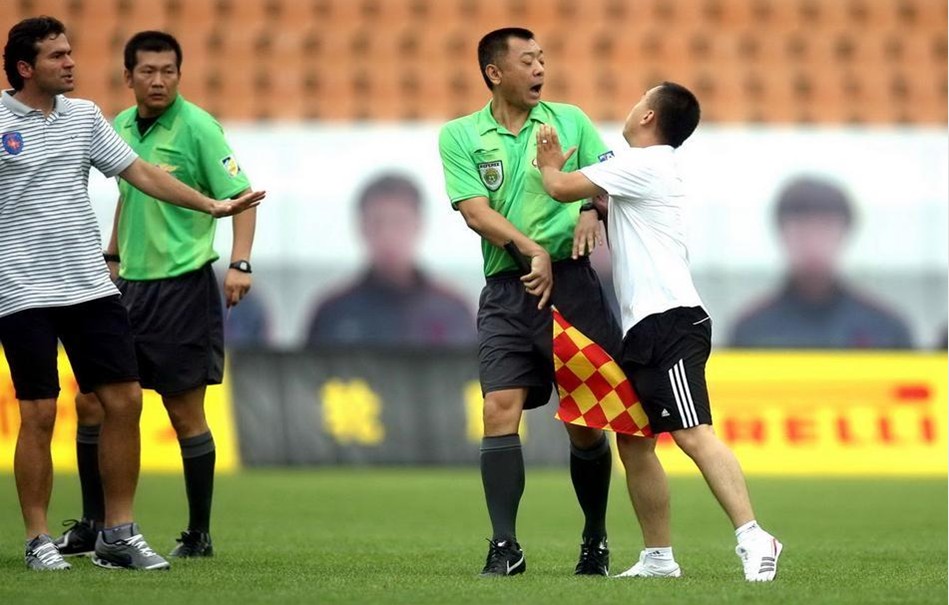 米体：拉齐奥重启主场放飞雄鹰仪式，新鹰将于2026年首次亮相