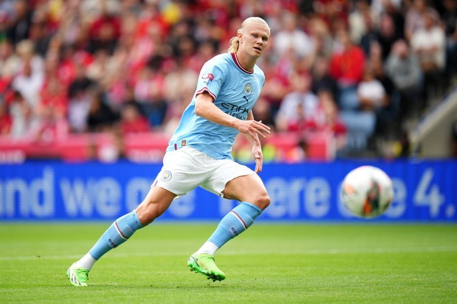 女足玛塔奖候选公布：玛塔千里走单骑领衔，米德马世界波在列（女足玛塔奖候选出炉：玛塔长途奔袭领衔，米德马世界波上榜）