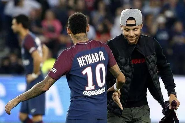 泰晤士：瓜帅明夏离任可能性很大，未来可能执教一支国家队（泰晤士报：瓜迪奥拉明夏大概率卸任，未来或执掌国家队）